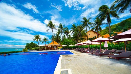 Hồ bơi Hòn Rơm Central Beach Resort 3*