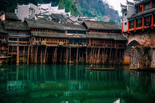 du lịch cổ trấn
