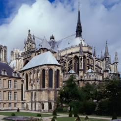 khám phá Palais de Tau – Cung điện Tau