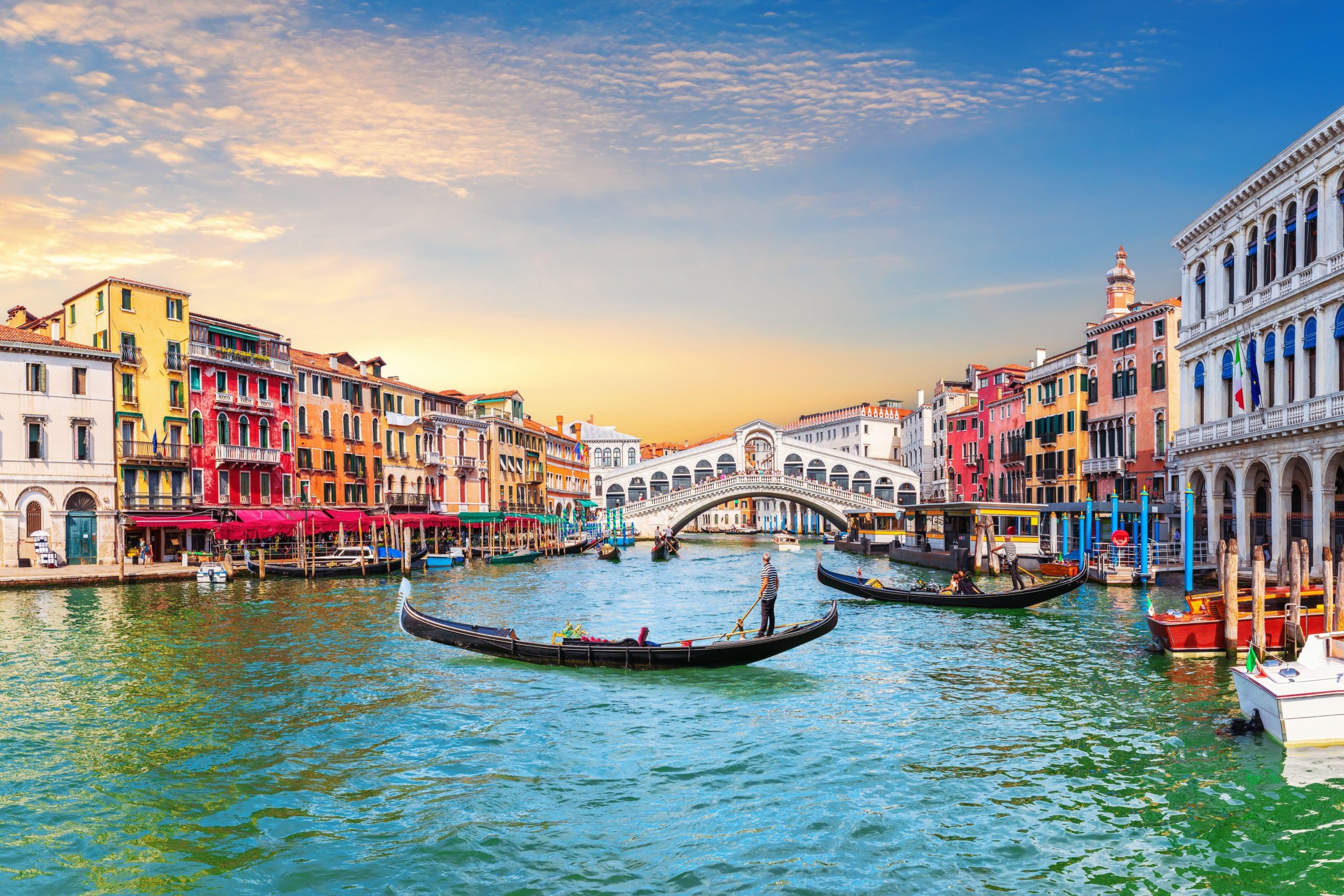 ngồi thuyền thưởng ngoạn Venice Island ngồi thuyền thưởng ngoạn Venice Island